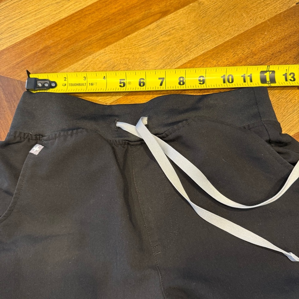 Figs Zamora Jogger Black Scrub pants XS FLAW on pocket - Picture 7 of 11